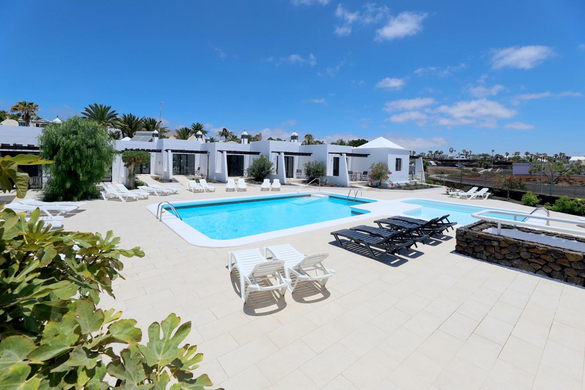 Salmarina Bungalows Puerto del Carmen  Exterior photo