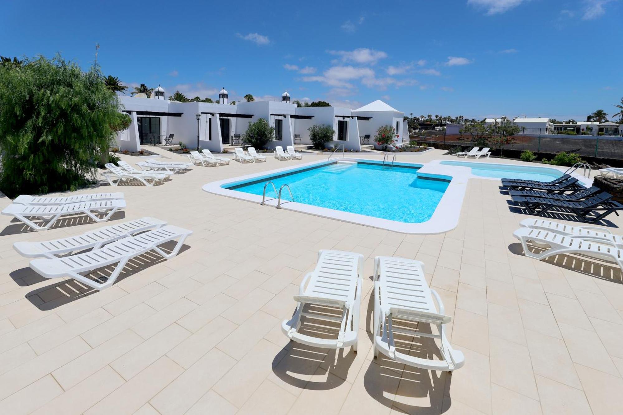 Salmarina Bungalows Puerto del Carmen  Exterior photo