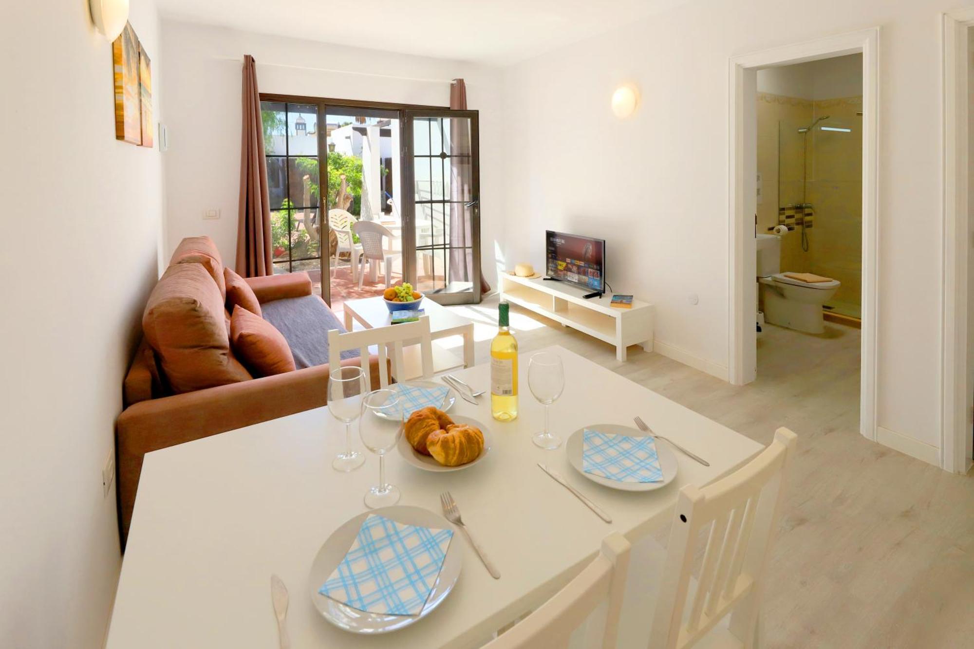 Salmarina Bungalows Puerto del Carmen  Exterior photo